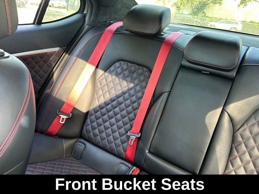 Used 2023 Genesis G70 3.3T w/ Sport Prestige Package image 14