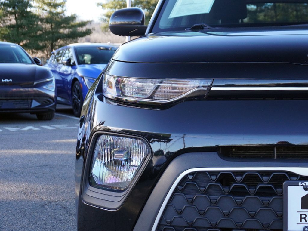 Used 2020 Kia Soul LX image 9