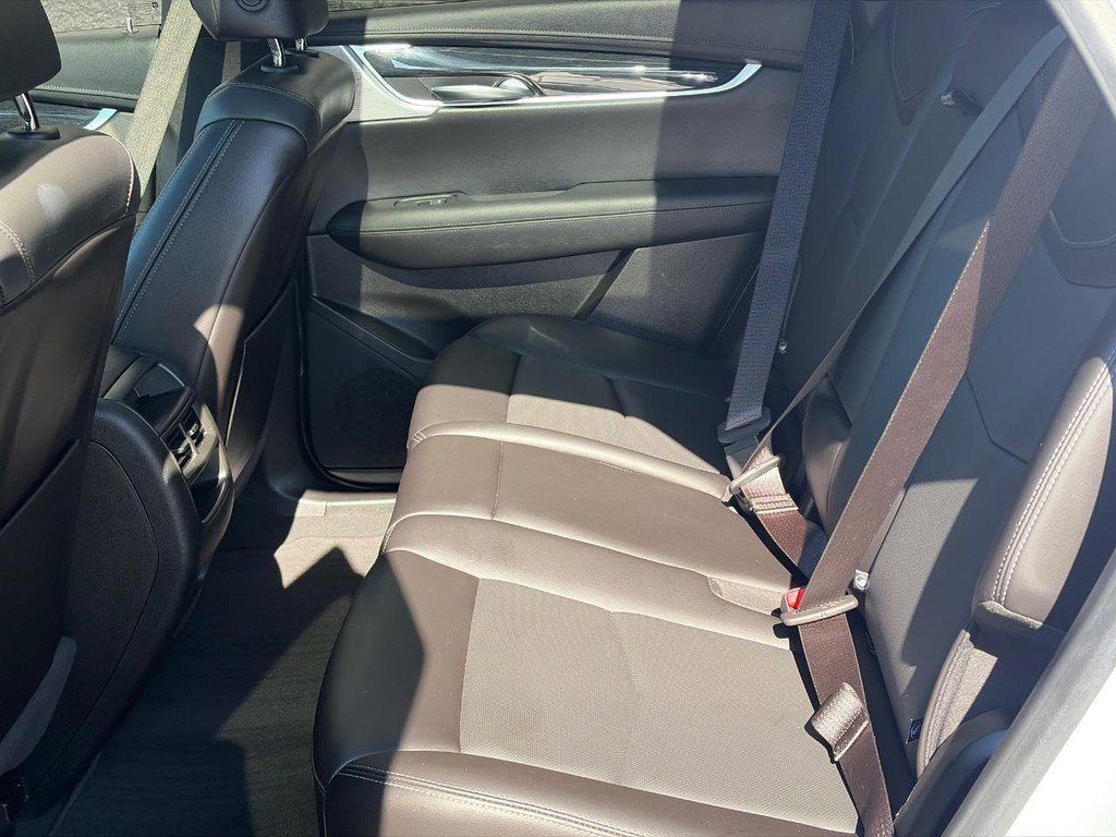 Certified 2024 Cadillac XT5 Premium Luxury FWD image 7