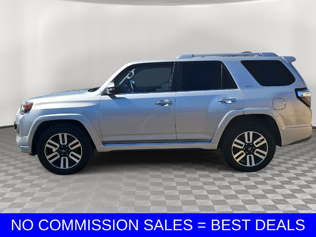 Used 2022 Toyota 4Runner Limited AWD/4WD image 6
