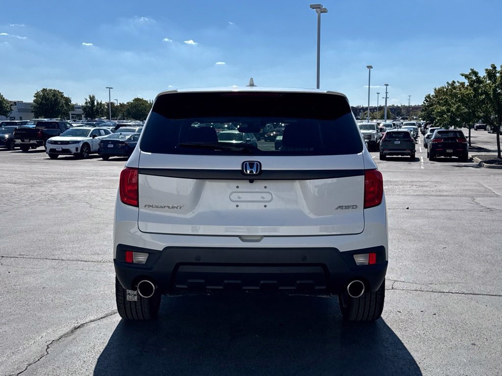 Used 2023 Honda Passport EX-L image 6