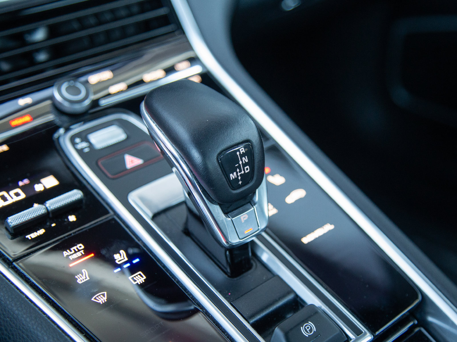 Certified 2023 Porsche Panamera 4 AWD/4WD image 8