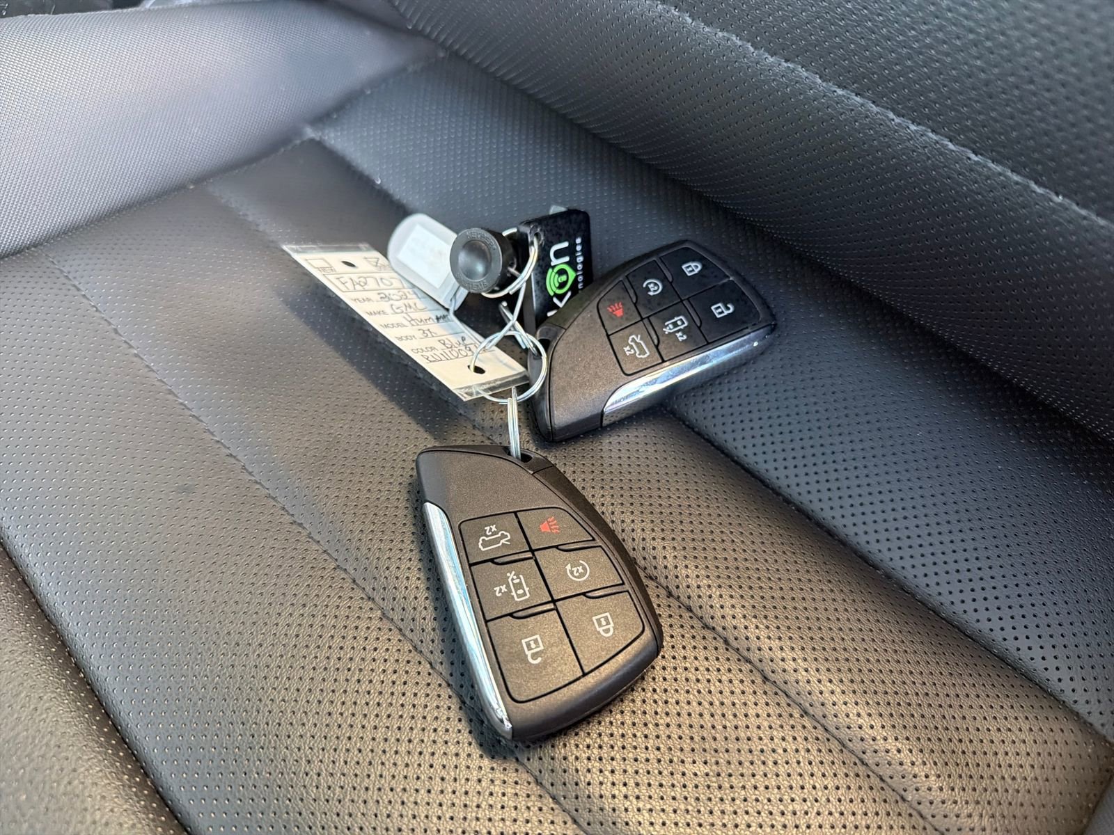 Used 2024 GMC Hummer EV 3X w/ Omega Edition image 30