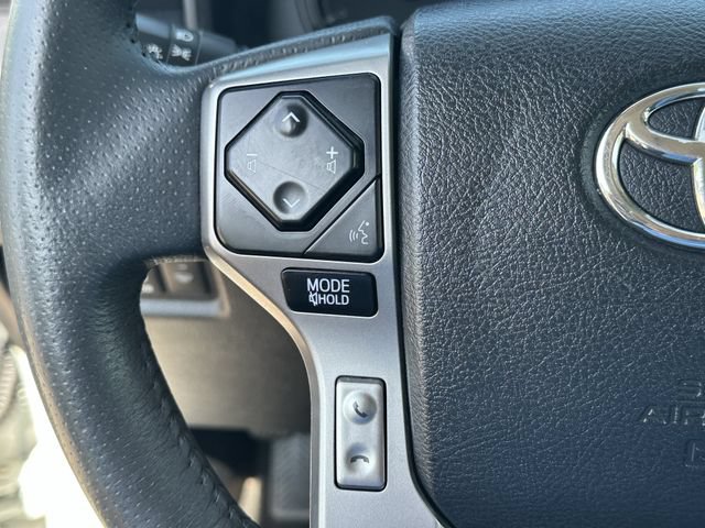 Used 2022 Toyota 4Runner SR5 Premium w/ Moonroof Package RWD image 12