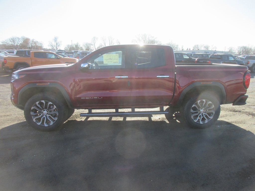New 2026 GMC Canyon Denali image 9