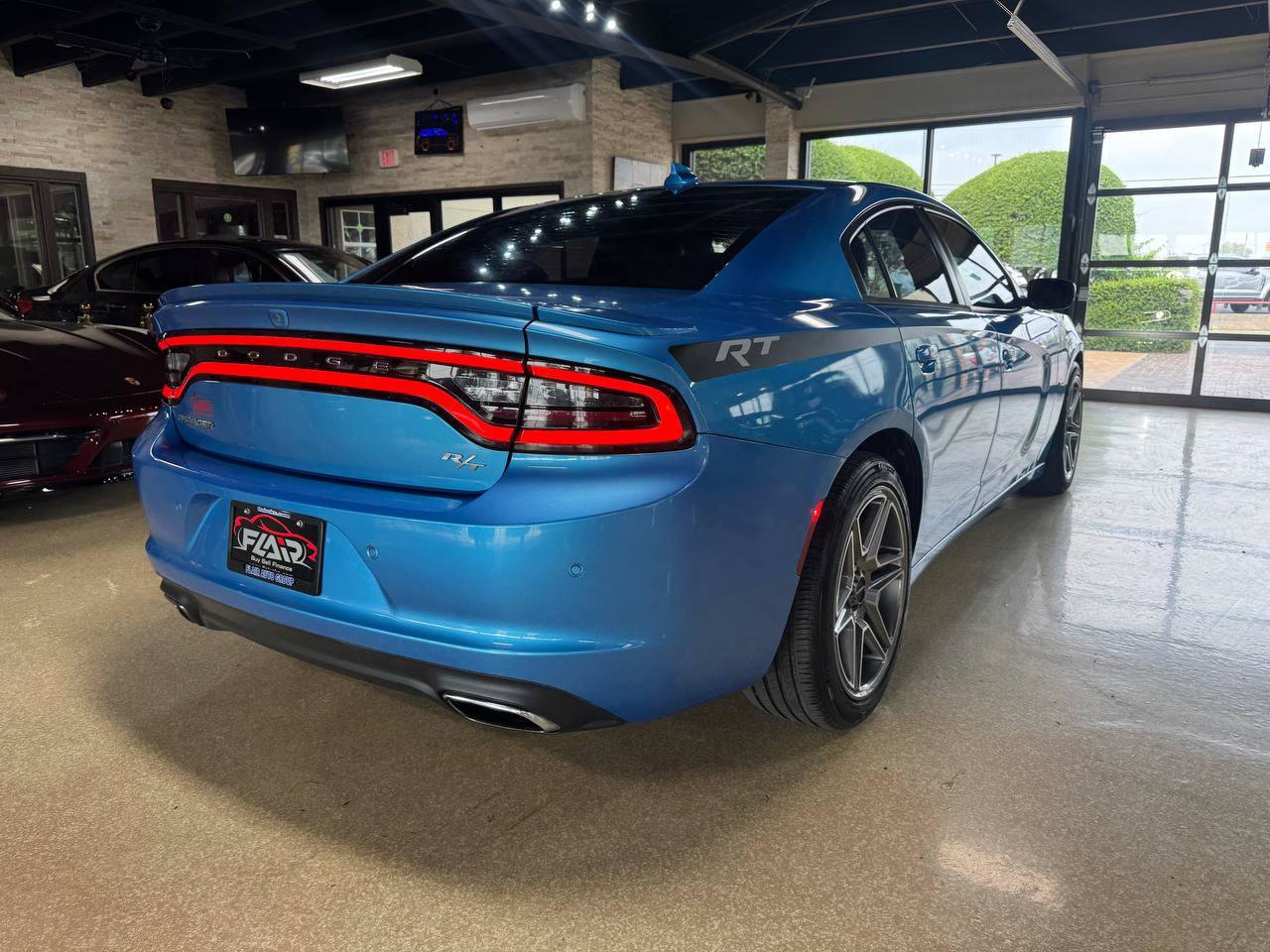 Used 2015 Dodge Charger R/T w/ Plus Group RWD image 7