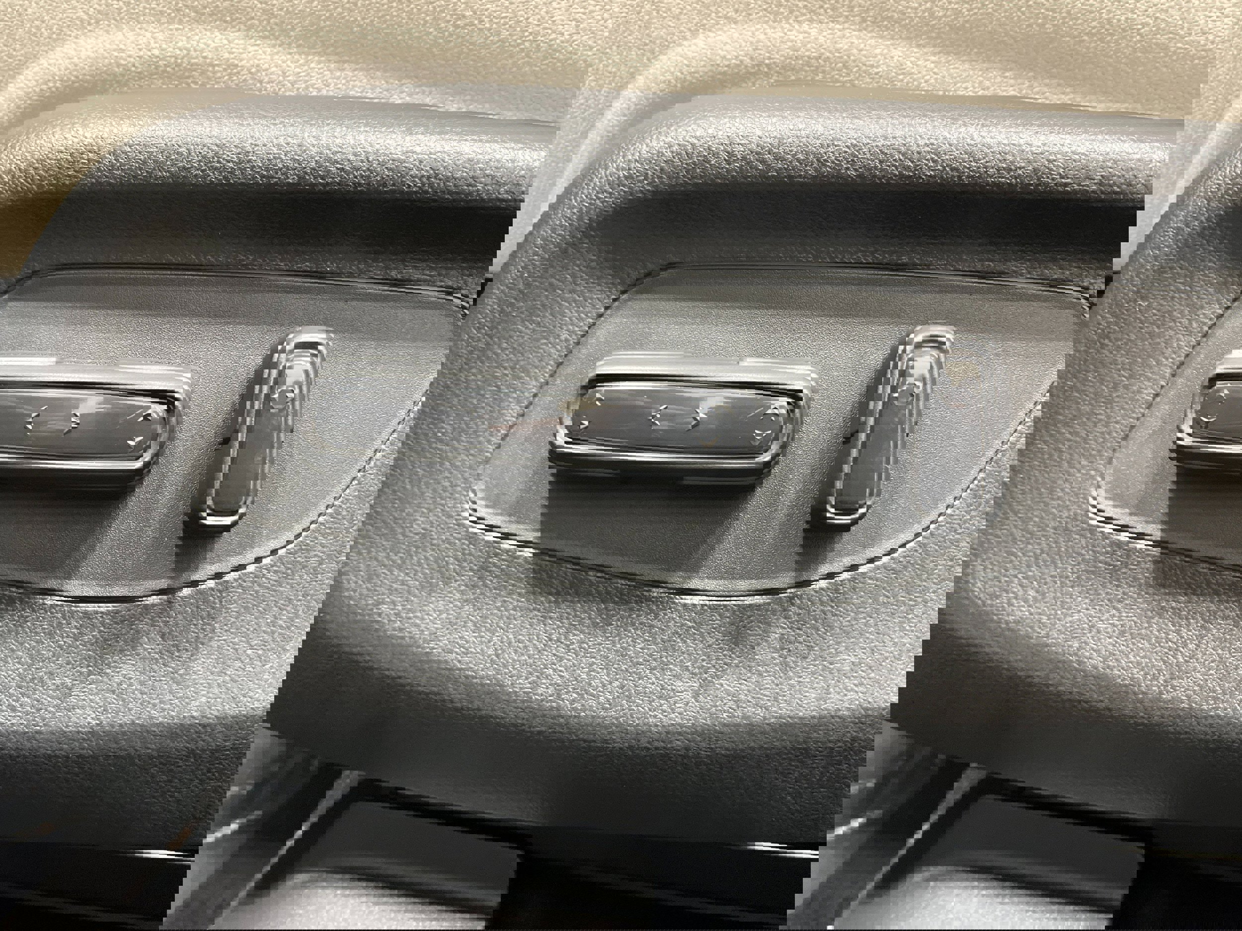 New 2027 Honda HR-V EX-L image 10