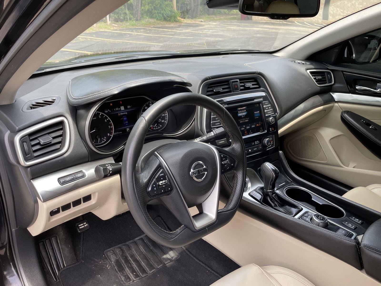 Used 2022 Nissan Maxima SV w/ Floor Mat Group FWD image 14