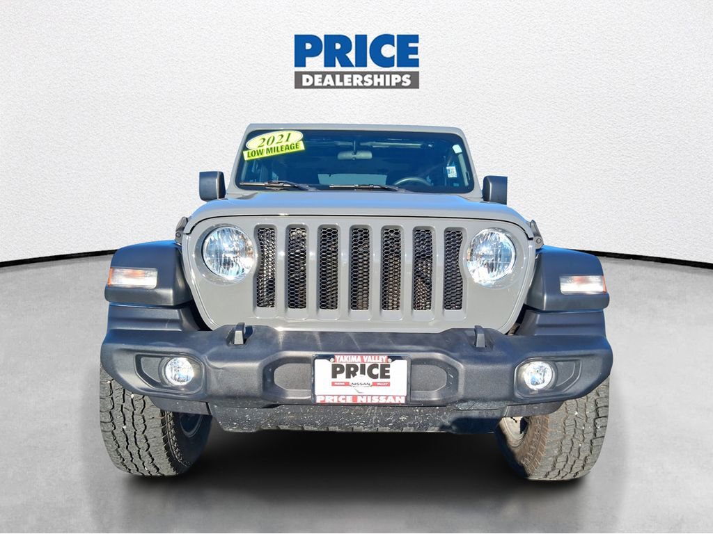 Used 2021 Jeep Wrangler Sport image 3