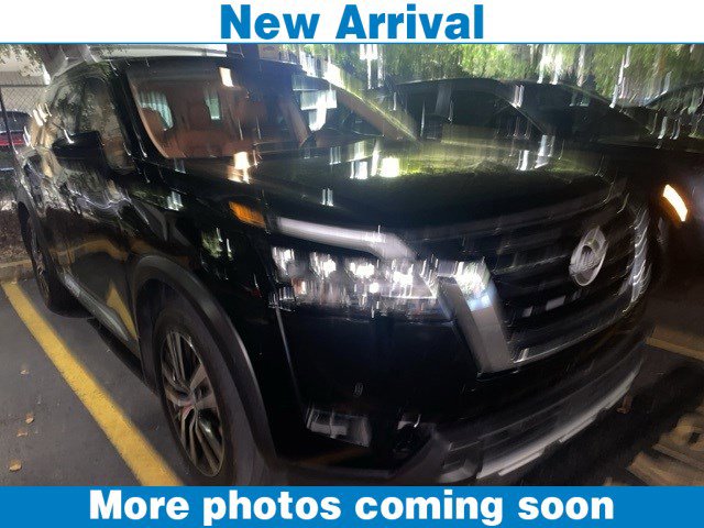 Used 2023 Nissan Pathfinder Platinum