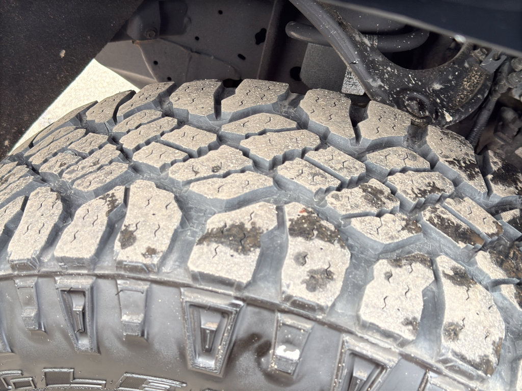 Used 2020 Chevrolet Silverado 1500 LT Trail Boss w/ Convenience Package image 12