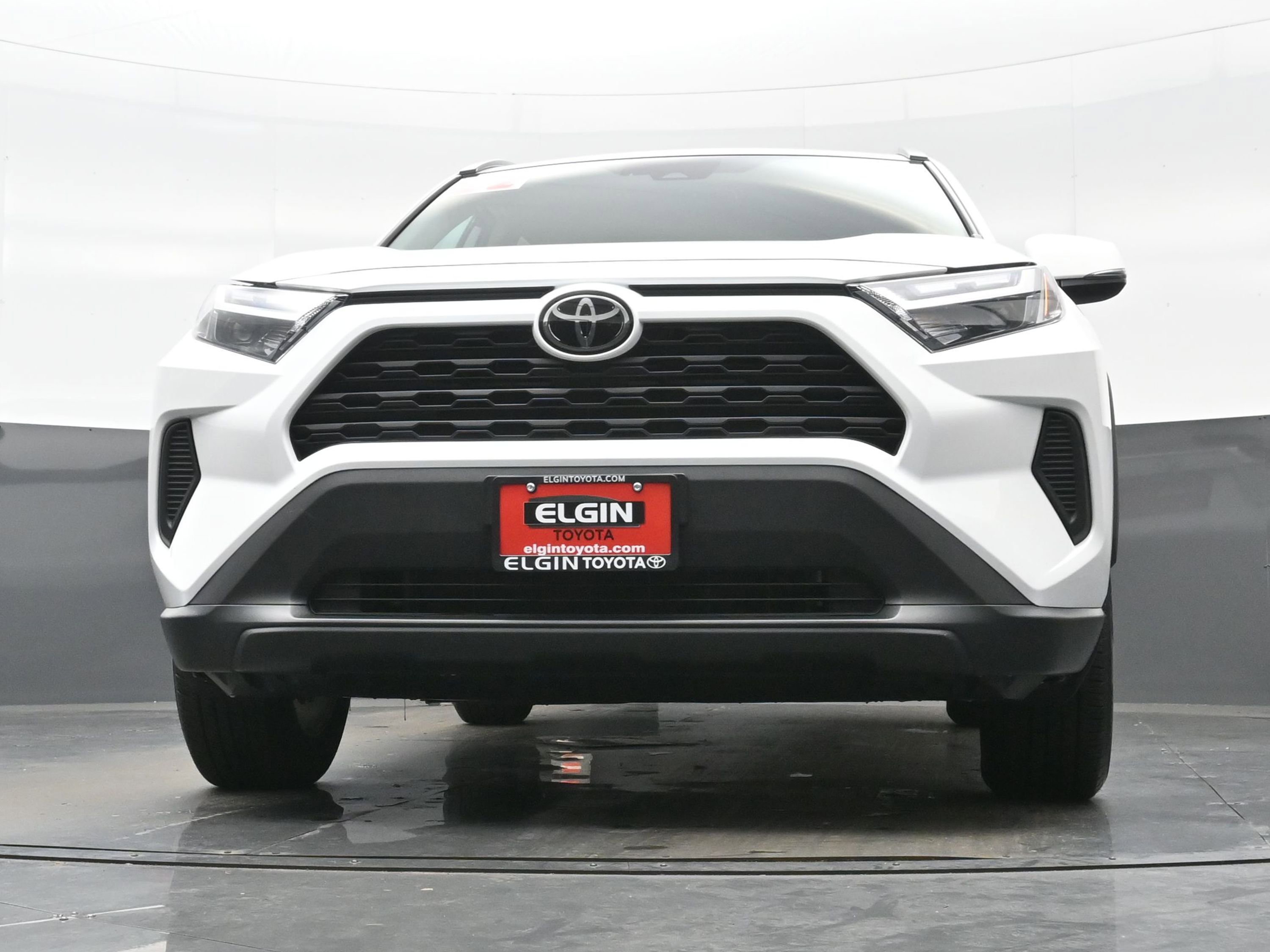 Used 2022 Toyota RAV4 XLE w/ XLE Grade Weather Package AWD/4WD image 27