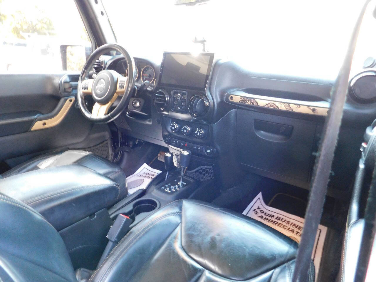 Used 2014 Jeep Wrangler Unlimited Sahara image 26