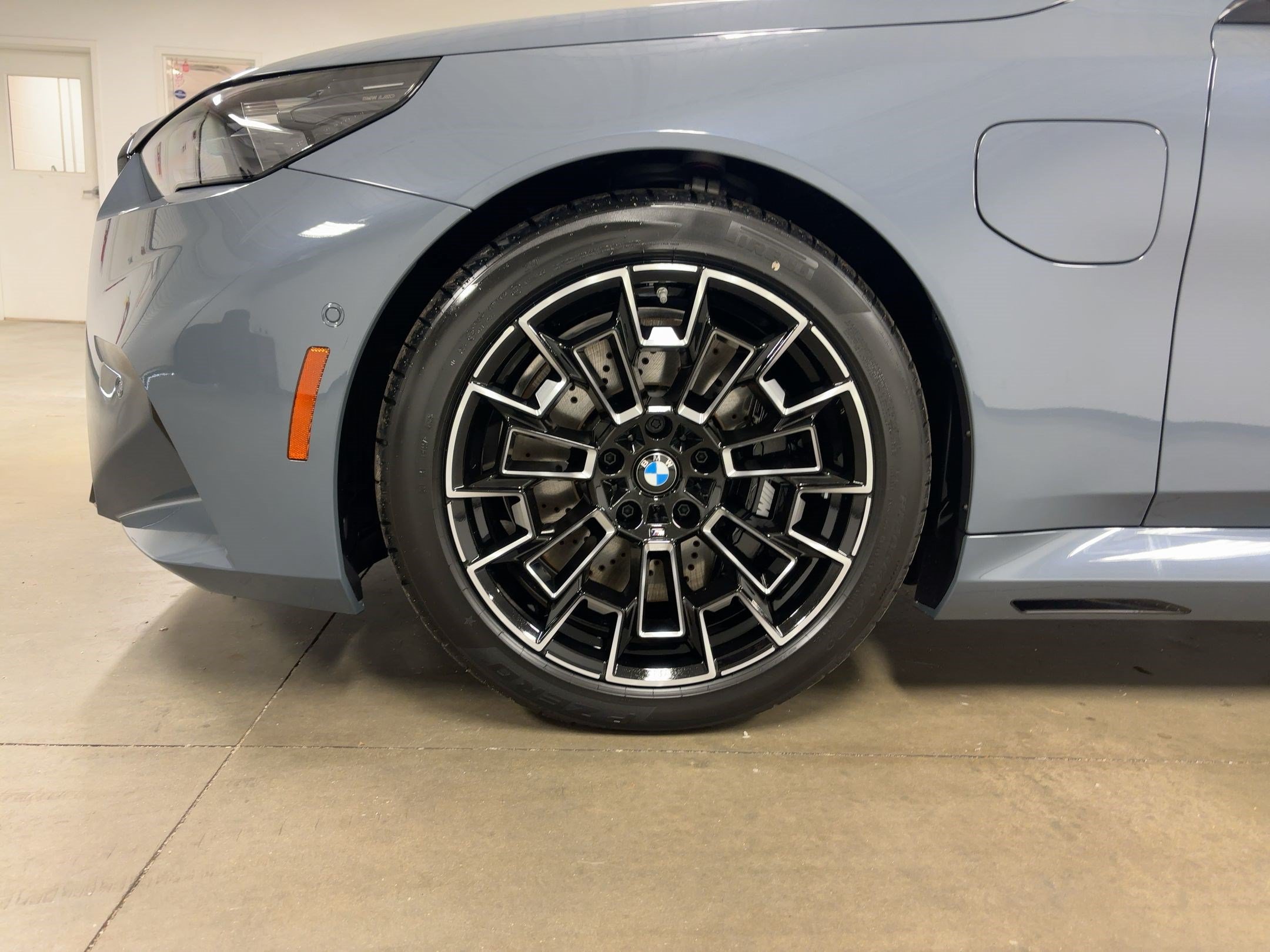 New 2026 BMW M5 w/ Executive Package AWD/4WD image 12