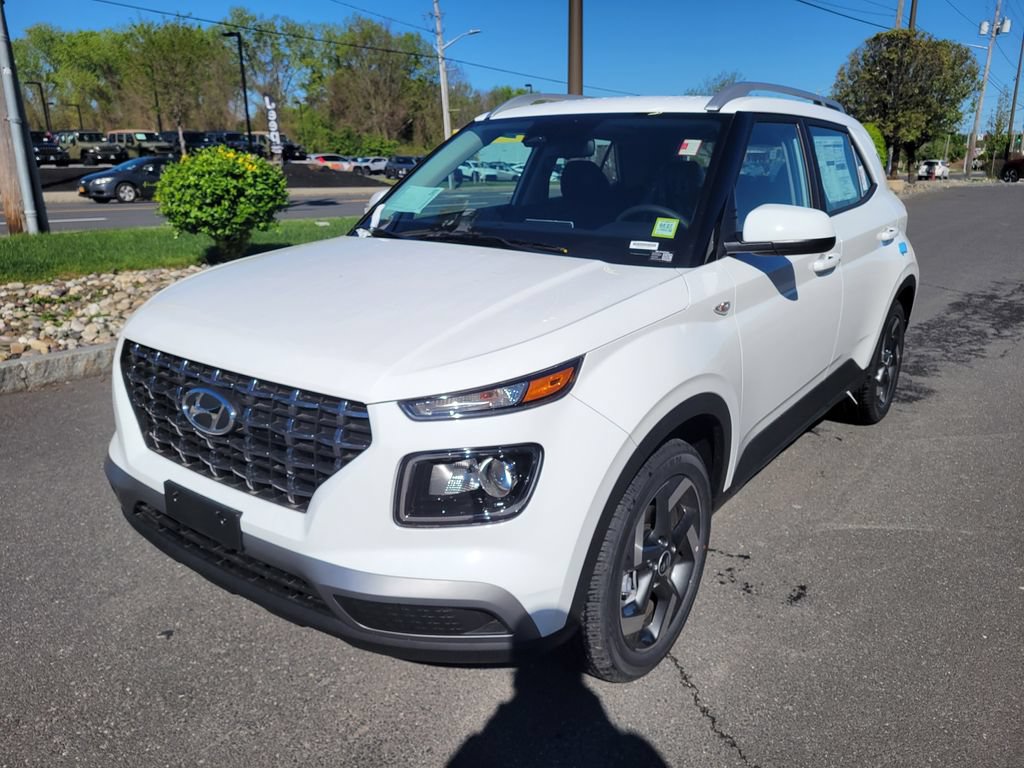 New 2026 Hyundai Venue SEL FWD image 8