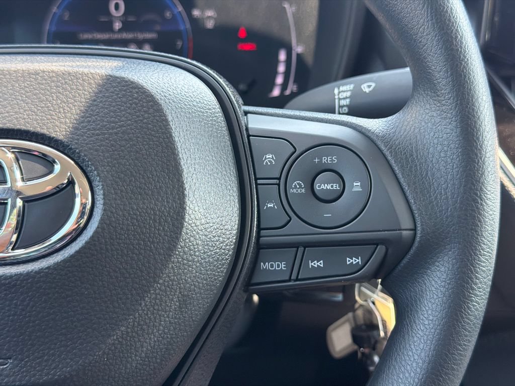 New 2026 Toyota Corolla LE FWD image 31