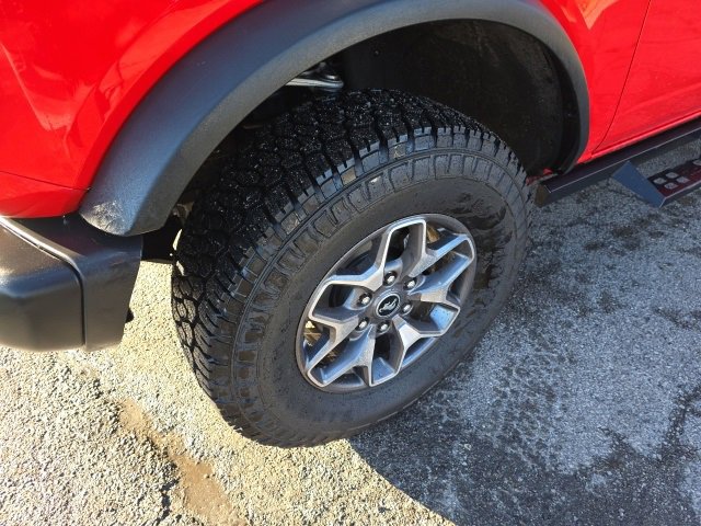 Used 2023 Ford Bronco Badlands image 10