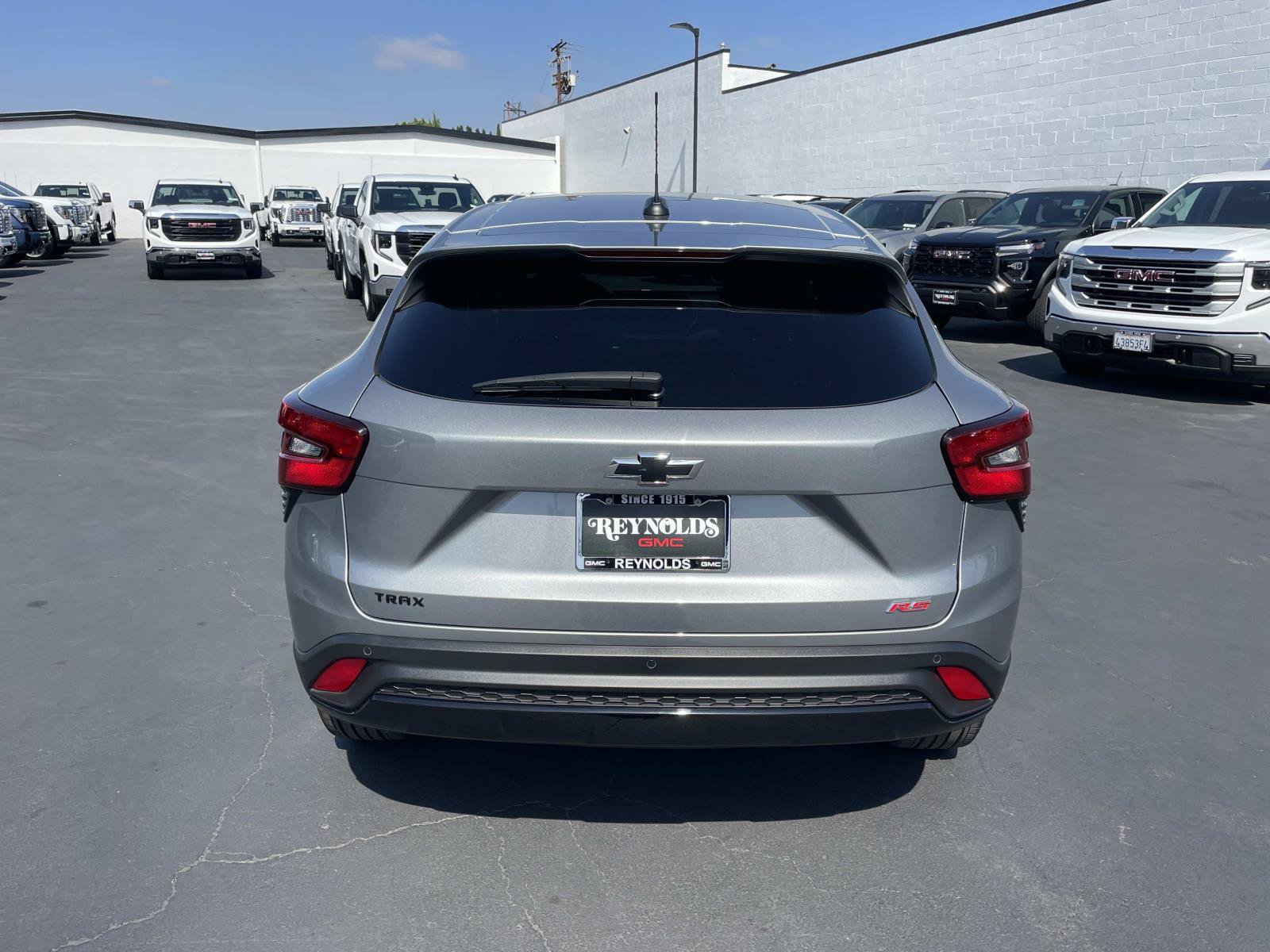 Used 2025 Chevrolet Trax RS w/ Driver Confidence Package FWD image 6