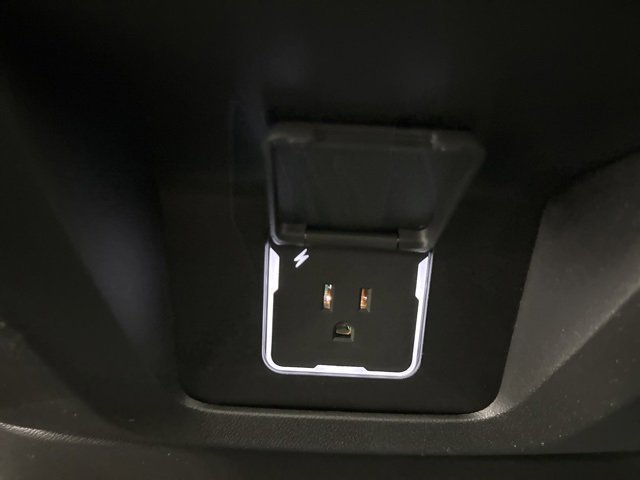 New 2026 Chevrolet Tahoe High Country w/ Sun And Tow Package image 29