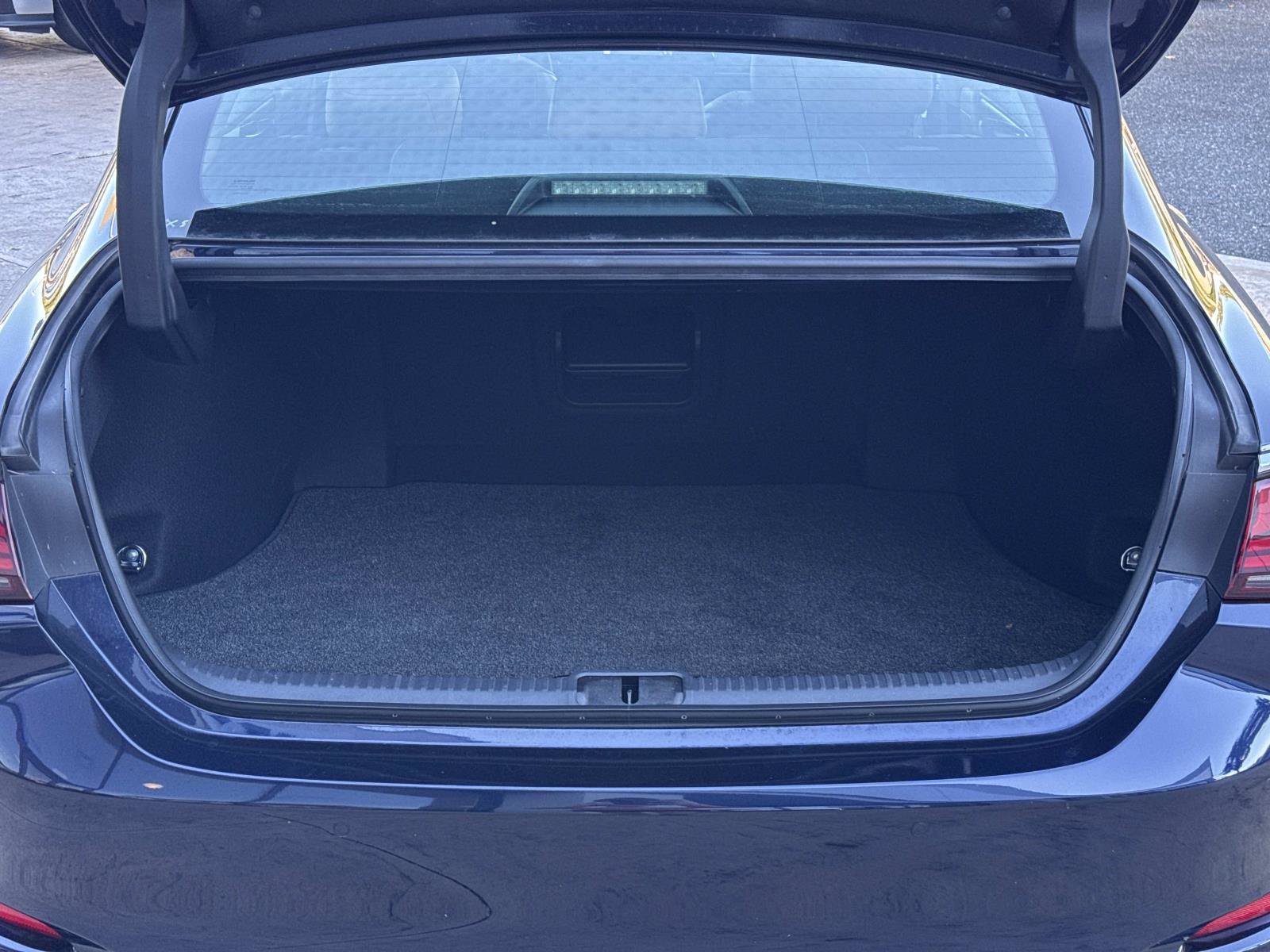 Used 2025 Lexus ES 350 w/ Premium Package FWD image 5