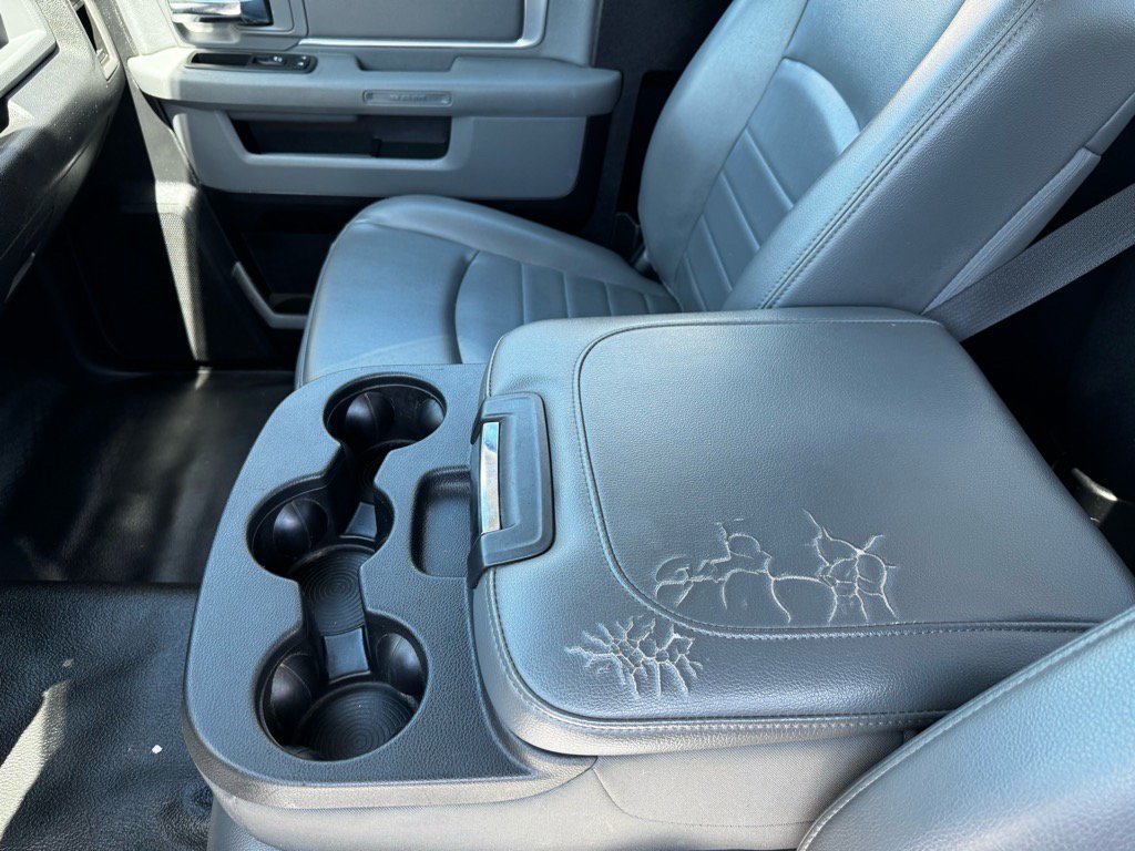 Used 2014 RAM 2500 Tradesman w/ Chrome Appearance Group AWD/4WD image 16