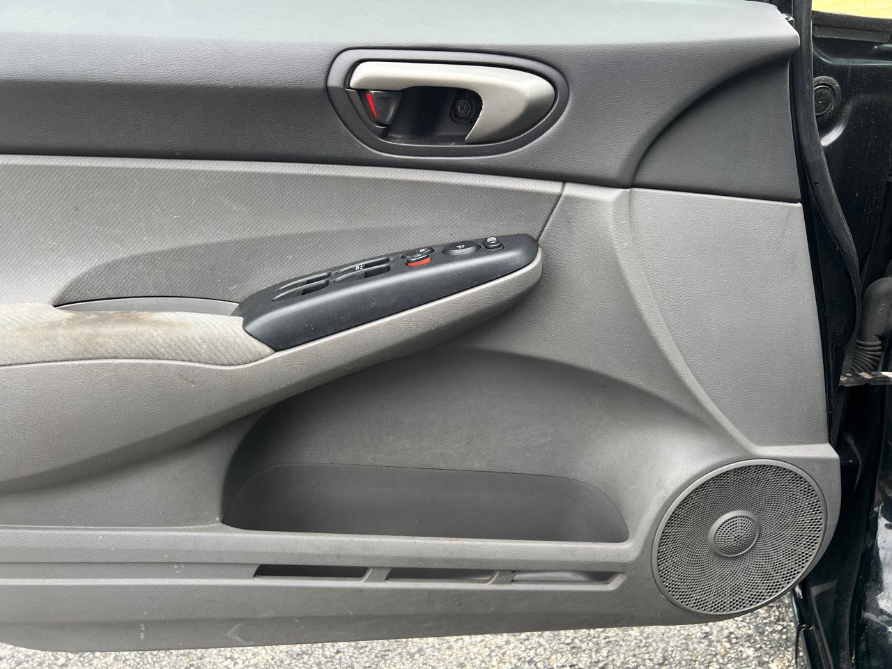 Used 2010 Honda Civic LX image 17