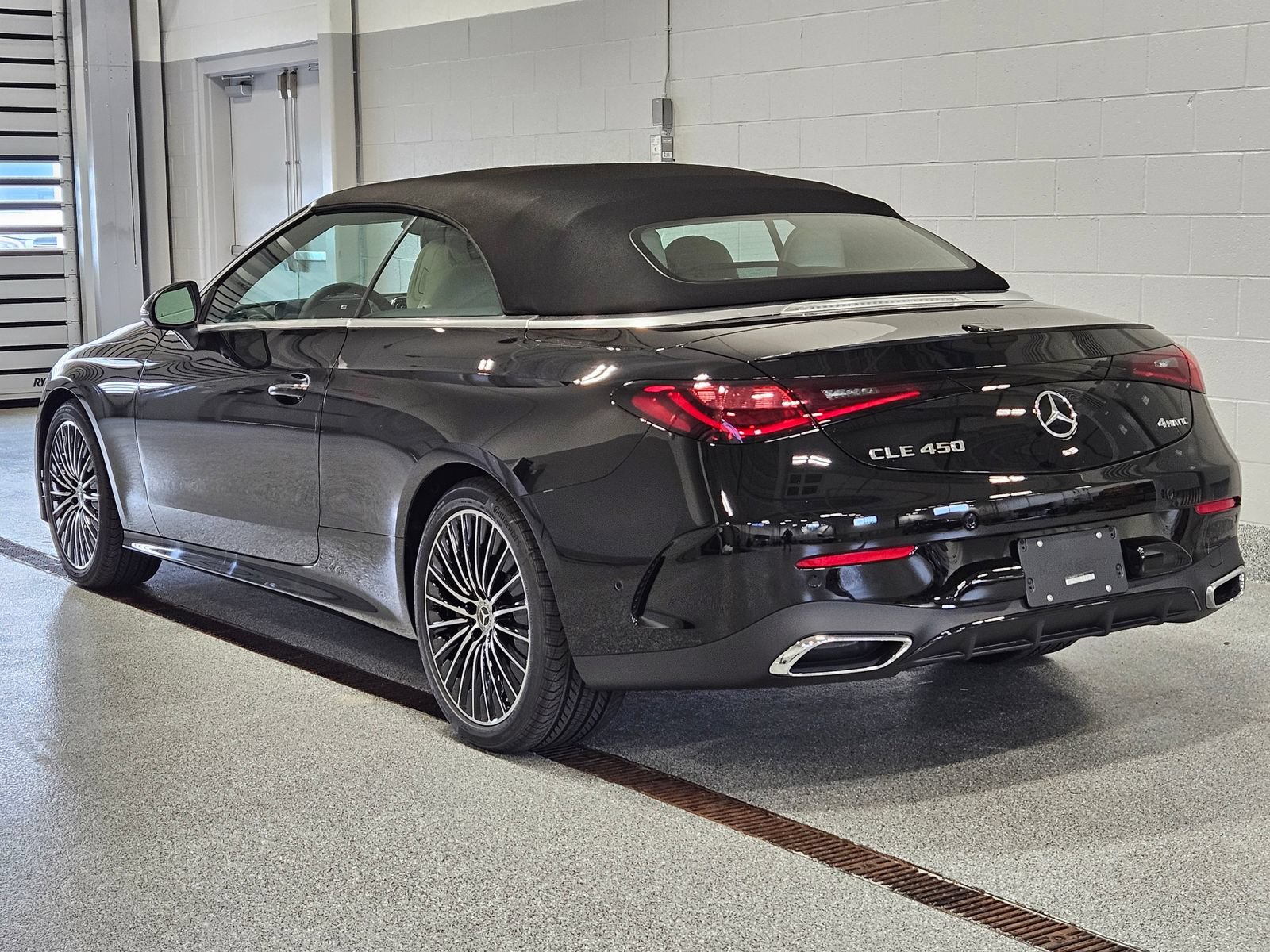 New 2027 Mercedes-Benz CLE 450 4MATIC Cabriolet image 11