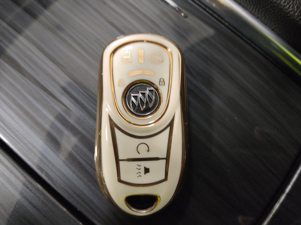 Used 2019 Buick Enclave Essence w/ Trailering Package, 5000 lbs. AWD/4WD image 32