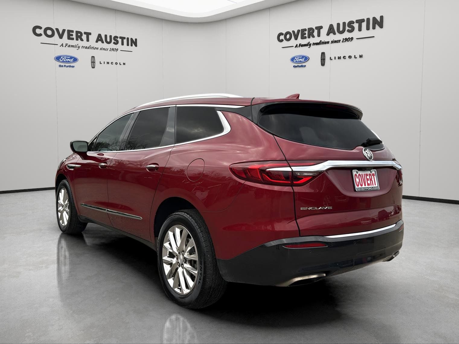 Used 2021 Buick Enclave Premium w/ Surround and Sites Package image 3