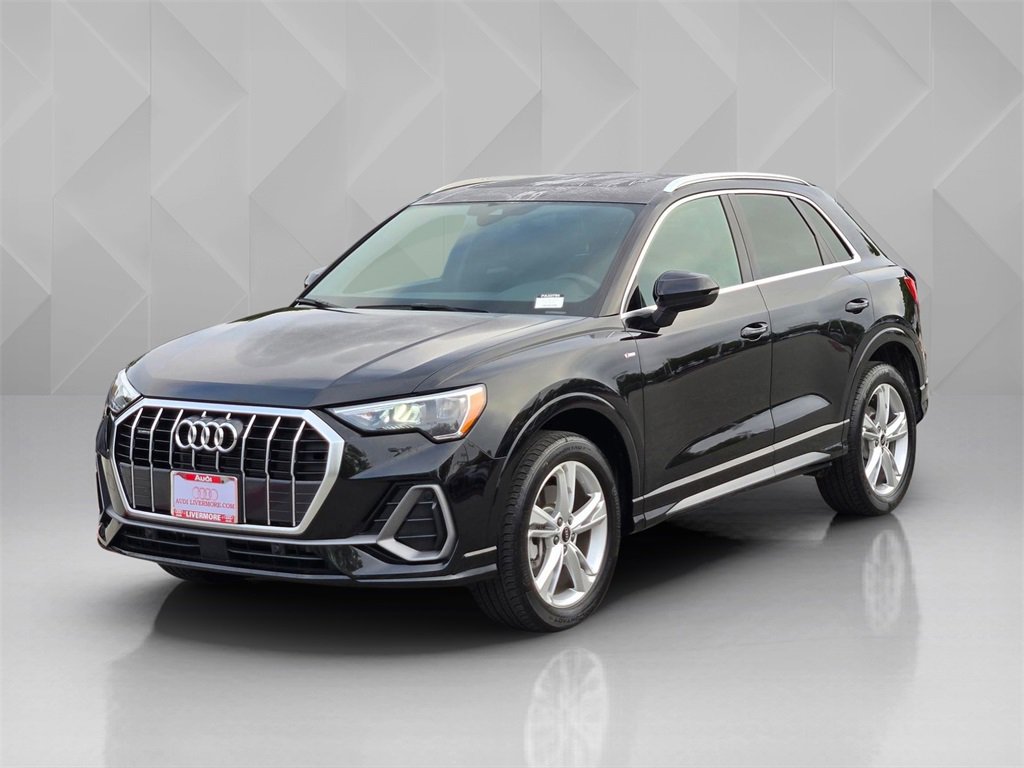 Used 2022 Audi Q3 2.0T Premium w/ Convenience Package