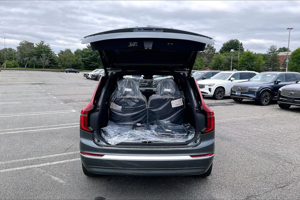 New 2027 Volvo XC90 B6 Plus AWD/4WD image 4