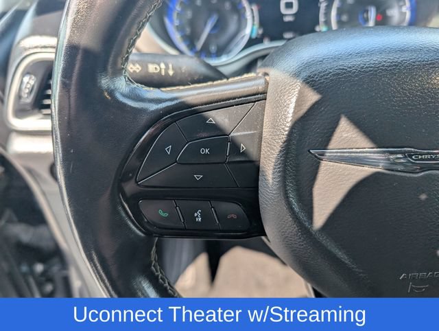 Used 2020 Chrysler Pacifica Touring-L w/ Advanced Safetytec Group AWD/4WD image 18