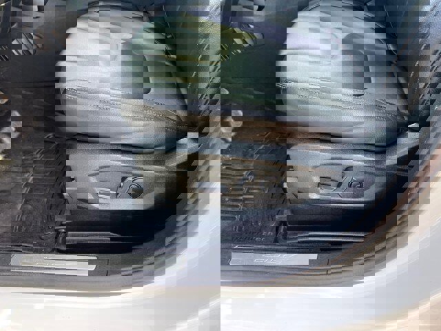 Used 2022 Ford Edge Titanium AWD/4WD image 11