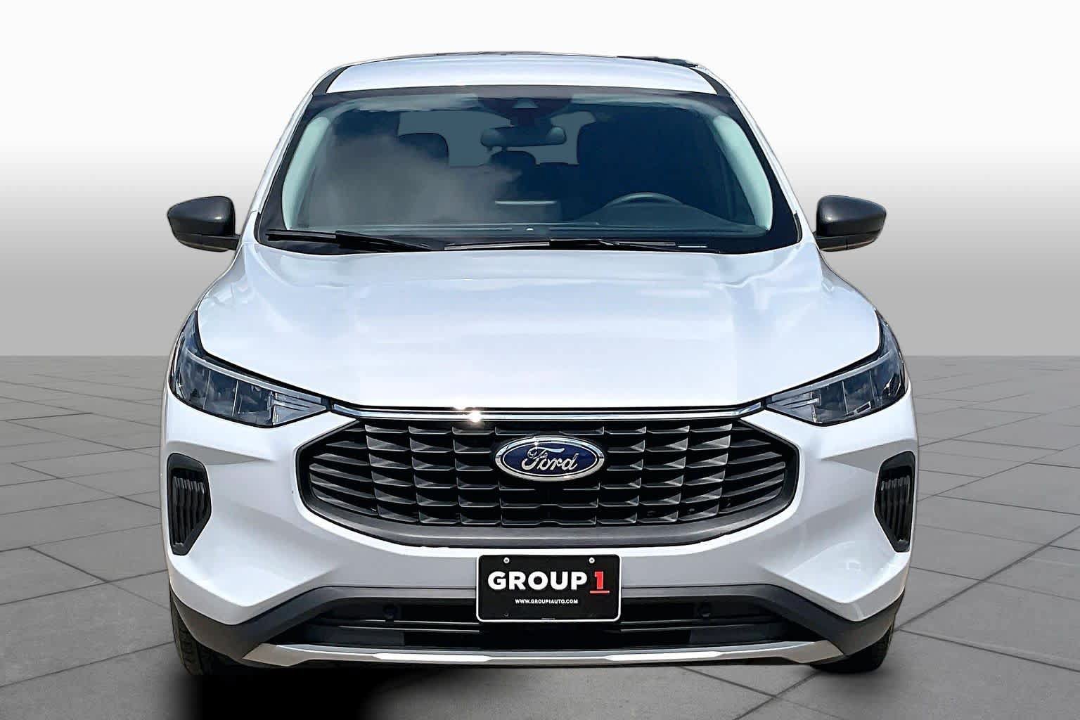 Used 2025 Ford Escape Active AWD/4WD image 4