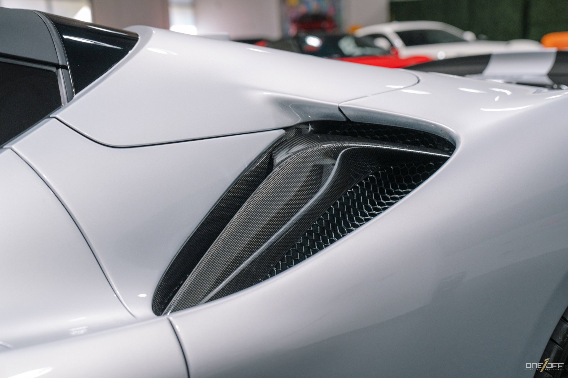 Used 2022 Ferrari SF90 Spider image 19