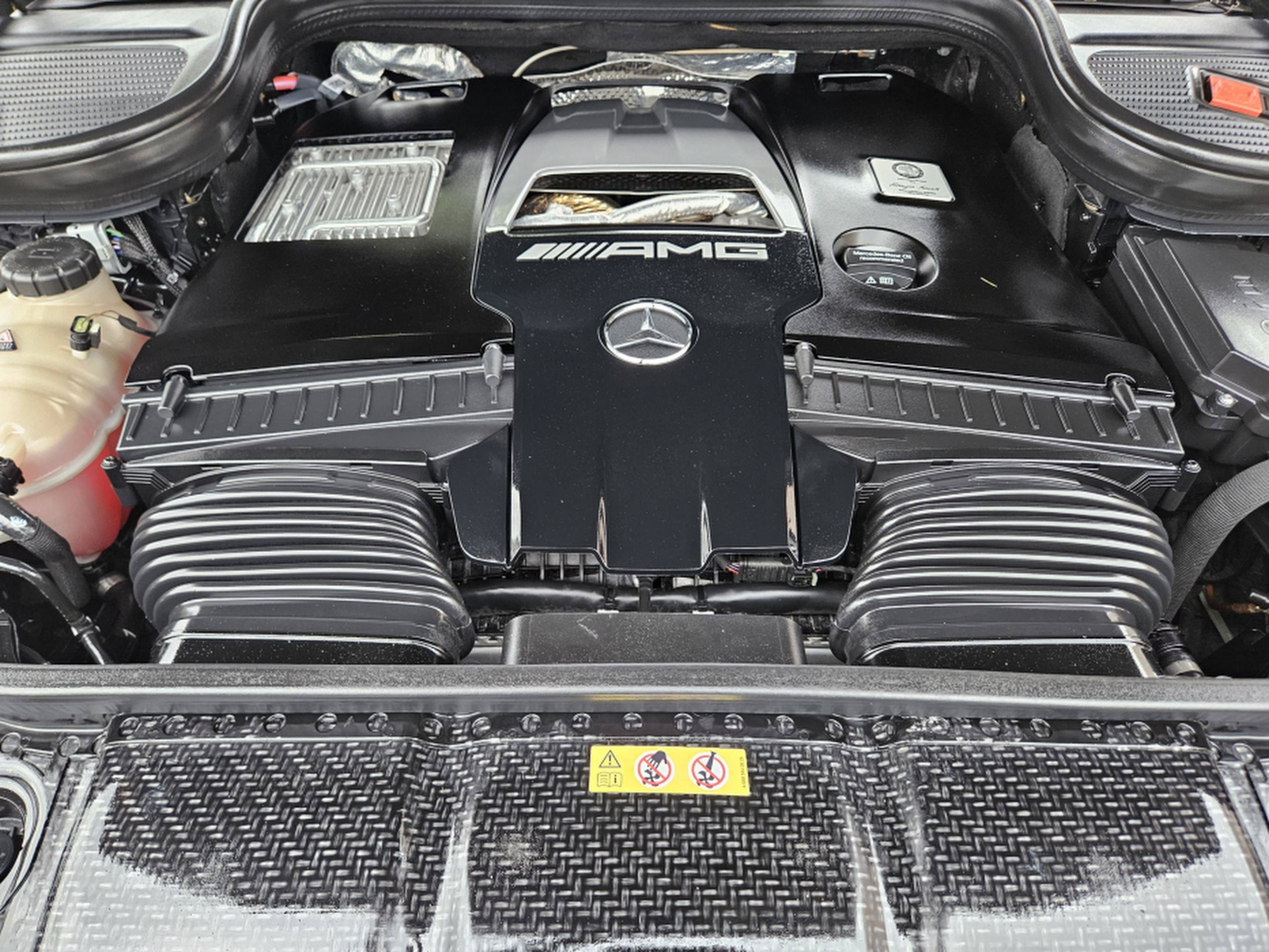 Used 2024 Mercedes-Benz GLS 63 AMG 4MATIC image 24