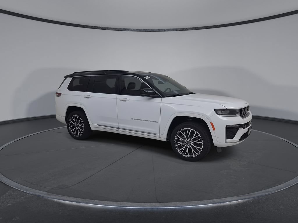 New 2026 Jeep Grand Cherokee L Summit AWD/4WD image 2