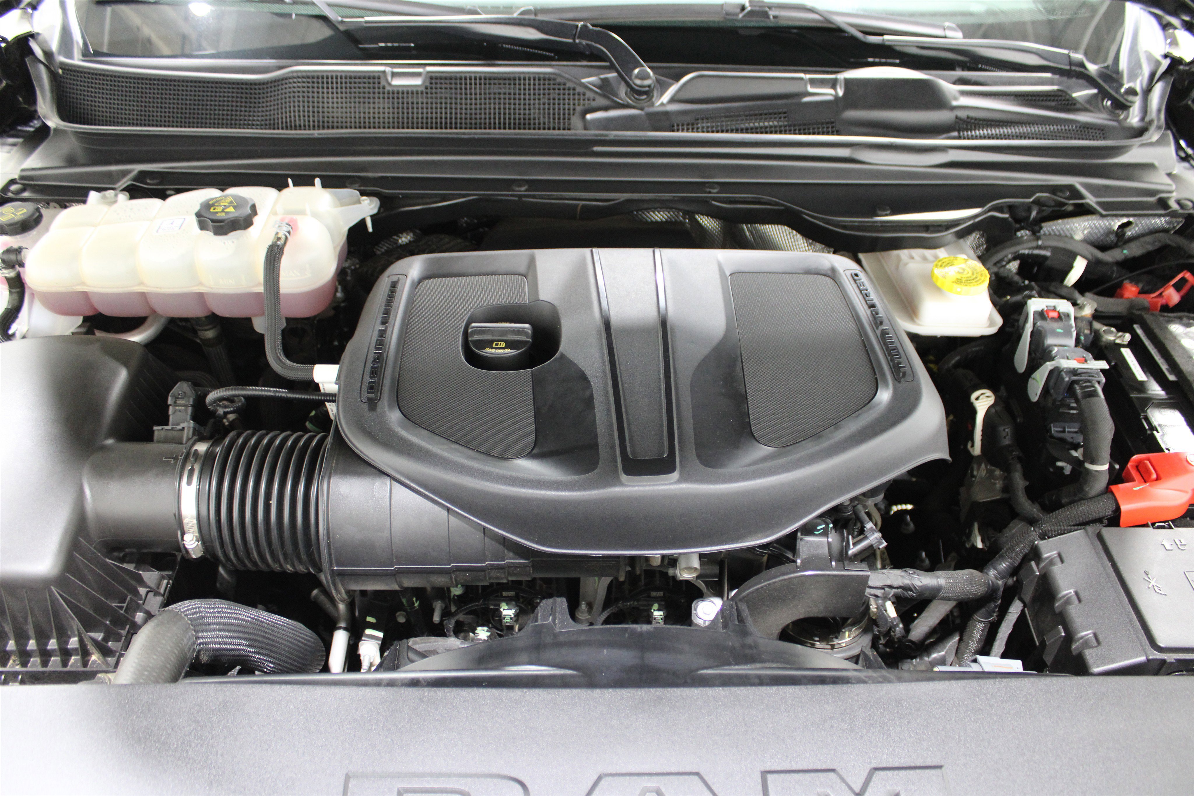 Used 2025 RAM 1500 Laramie image 48