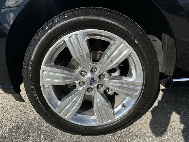 Used 2023 Ford Expedition Platinum image 10