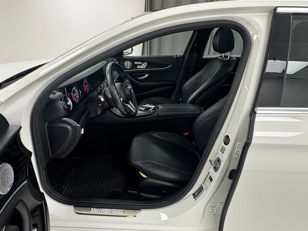 Used 2023 Mercedes-Benz E 350 Sedan image 10