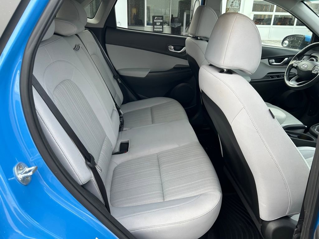 Used 2022 Hyundai Kona SEL w/ Convenience Package image 24