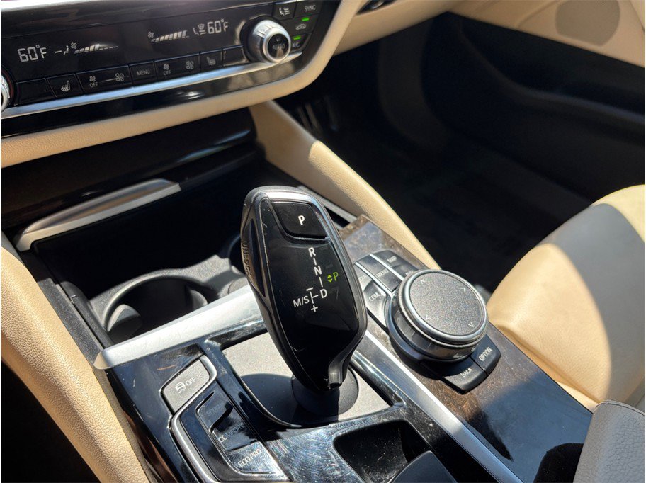 Used 2018 BMW 530i w/ Premium Package RWD image 36