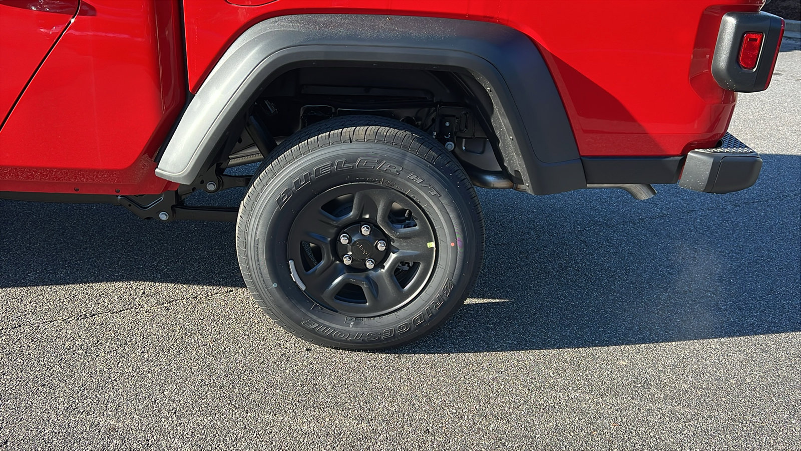 New 2026 Jeep Gladiator Sport image 12