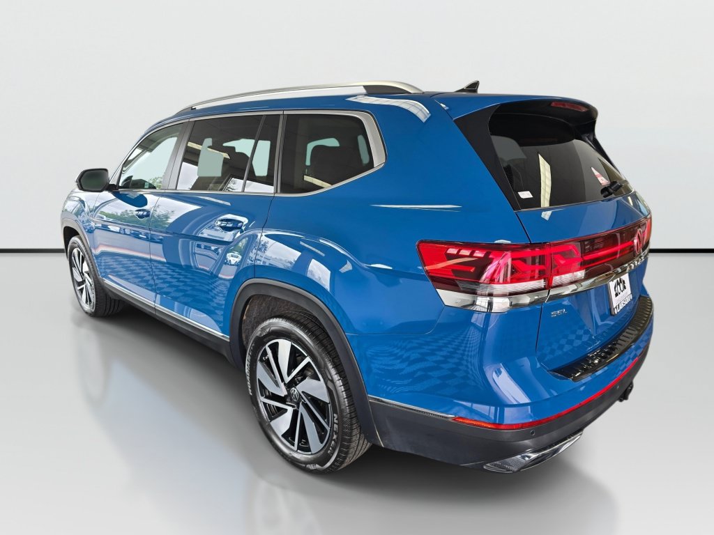 Used 2025 Volkswagen Atlas SEL AWD/4WD image 5