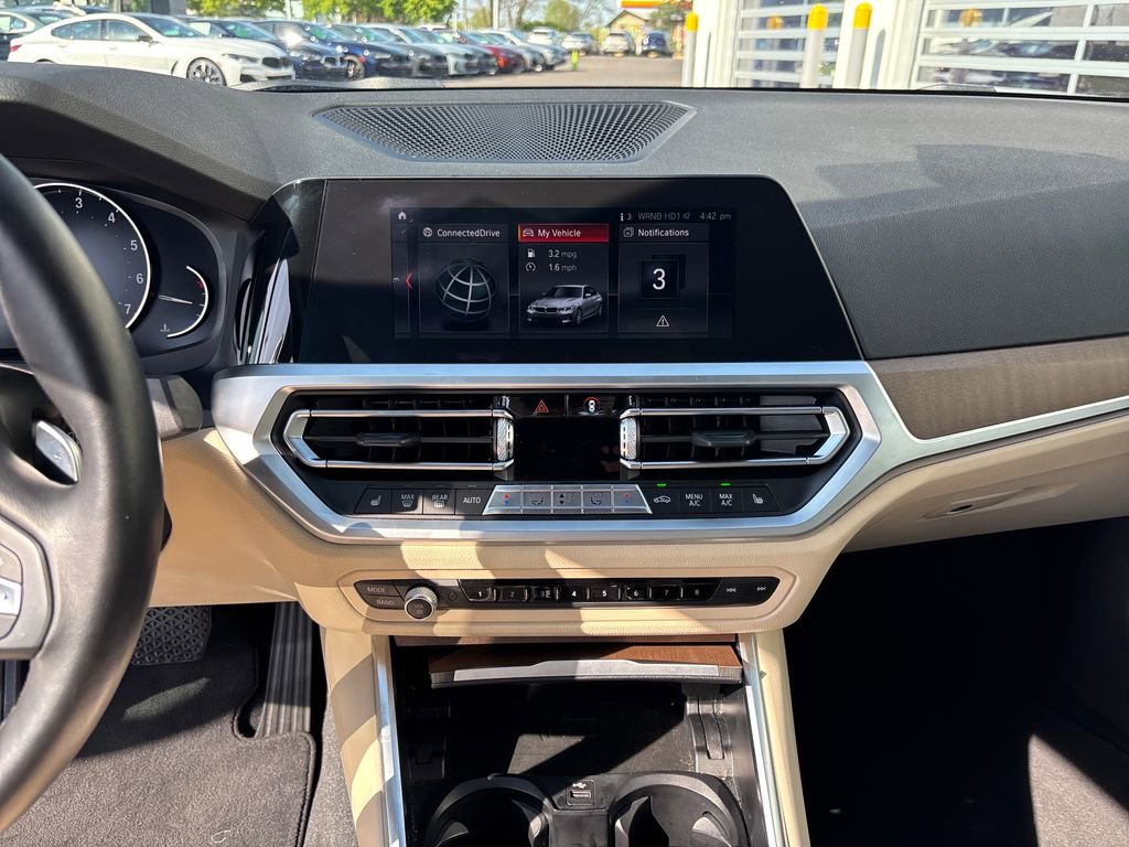 Used 2020 BMW 330i xDrive Sedan w/ Convenience Package AWD/4WD image 12