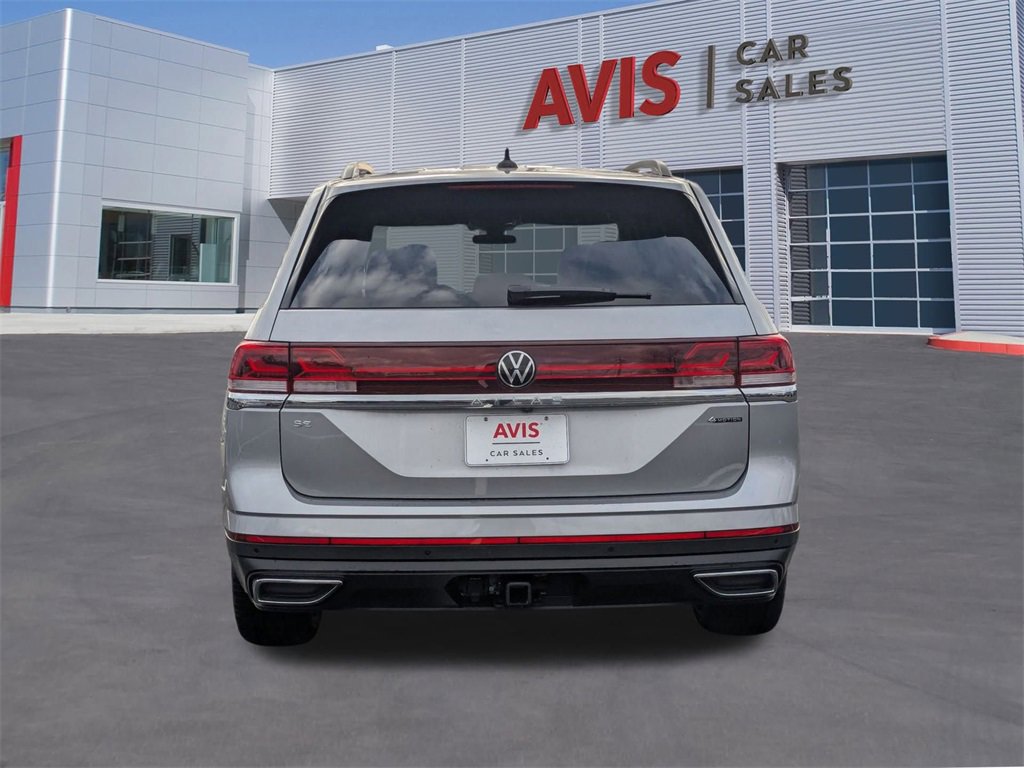 Used 2025 Volkswagen Atlas SE image 5