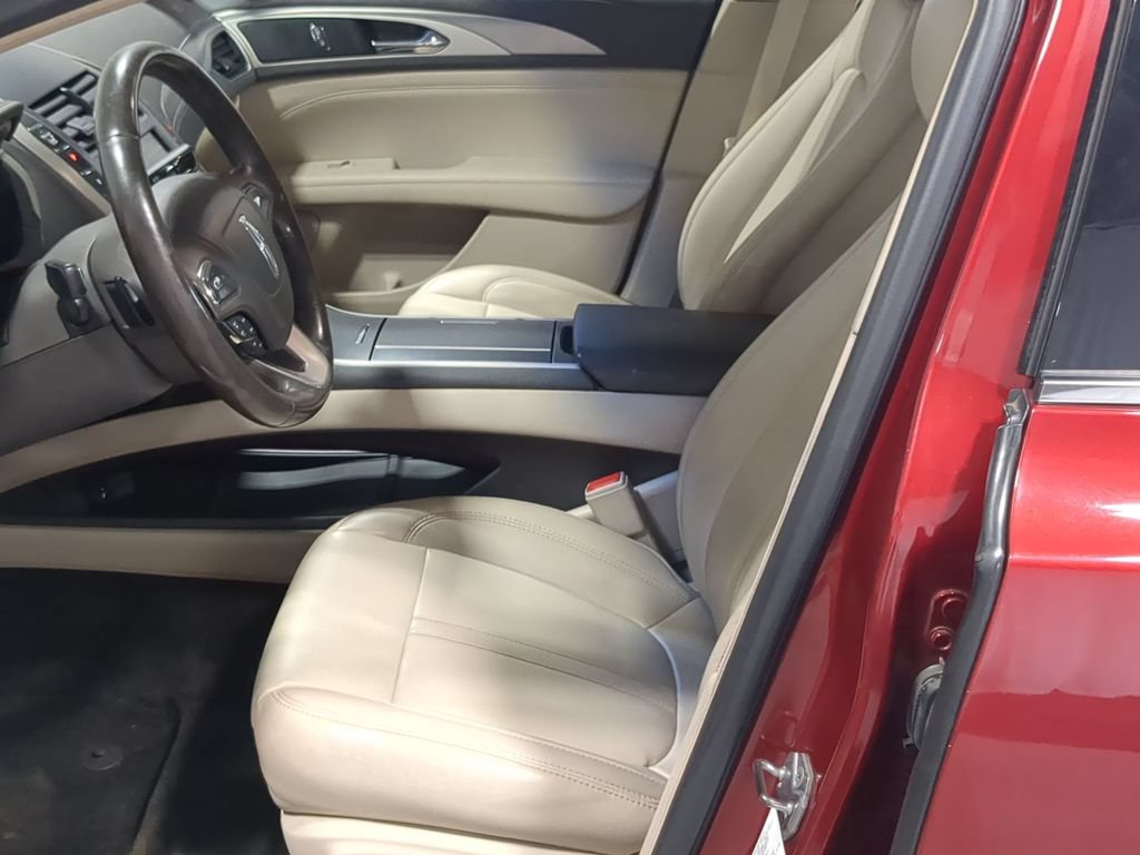 Used 2017 Lincoln MKZ Premiere FWD image 20