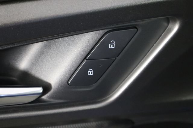 Used 2025 Chevrolet Equinox EV LT FWD image 22