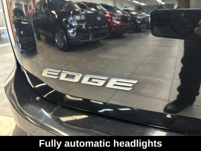 Used 2017 Ford Edge SEL w/ Equipment Group 201A FWD image 9