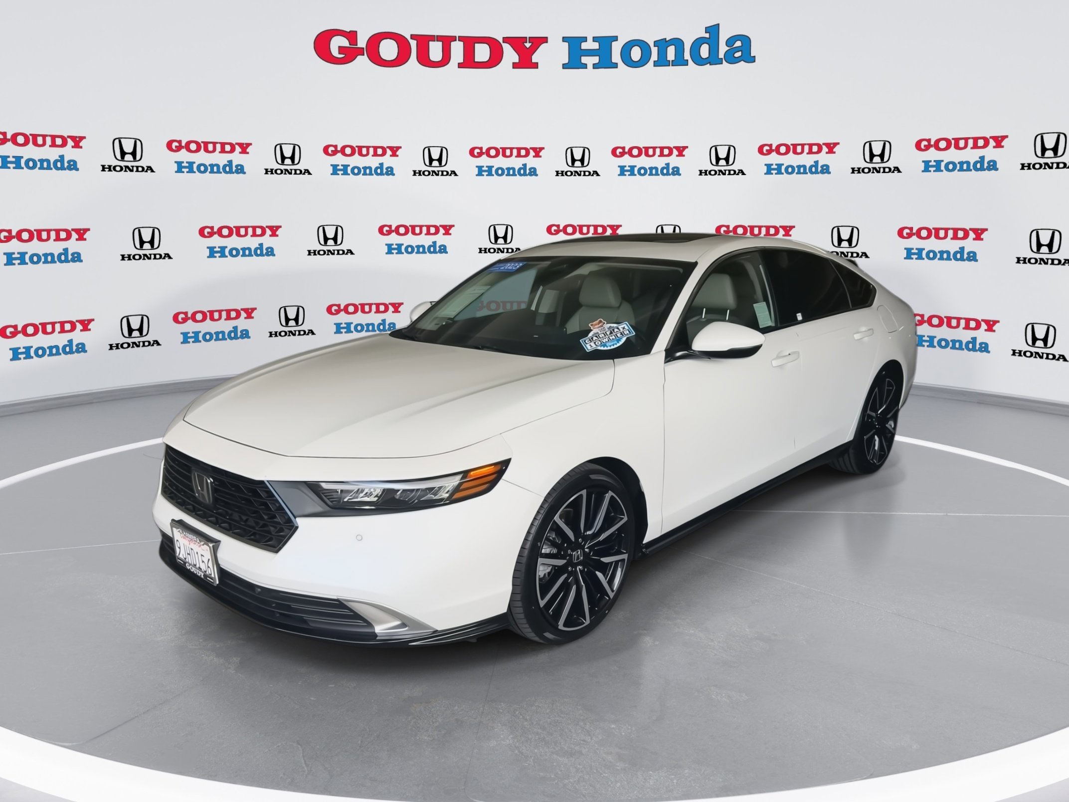 Certified 2023 Honda Accord Touring image 4